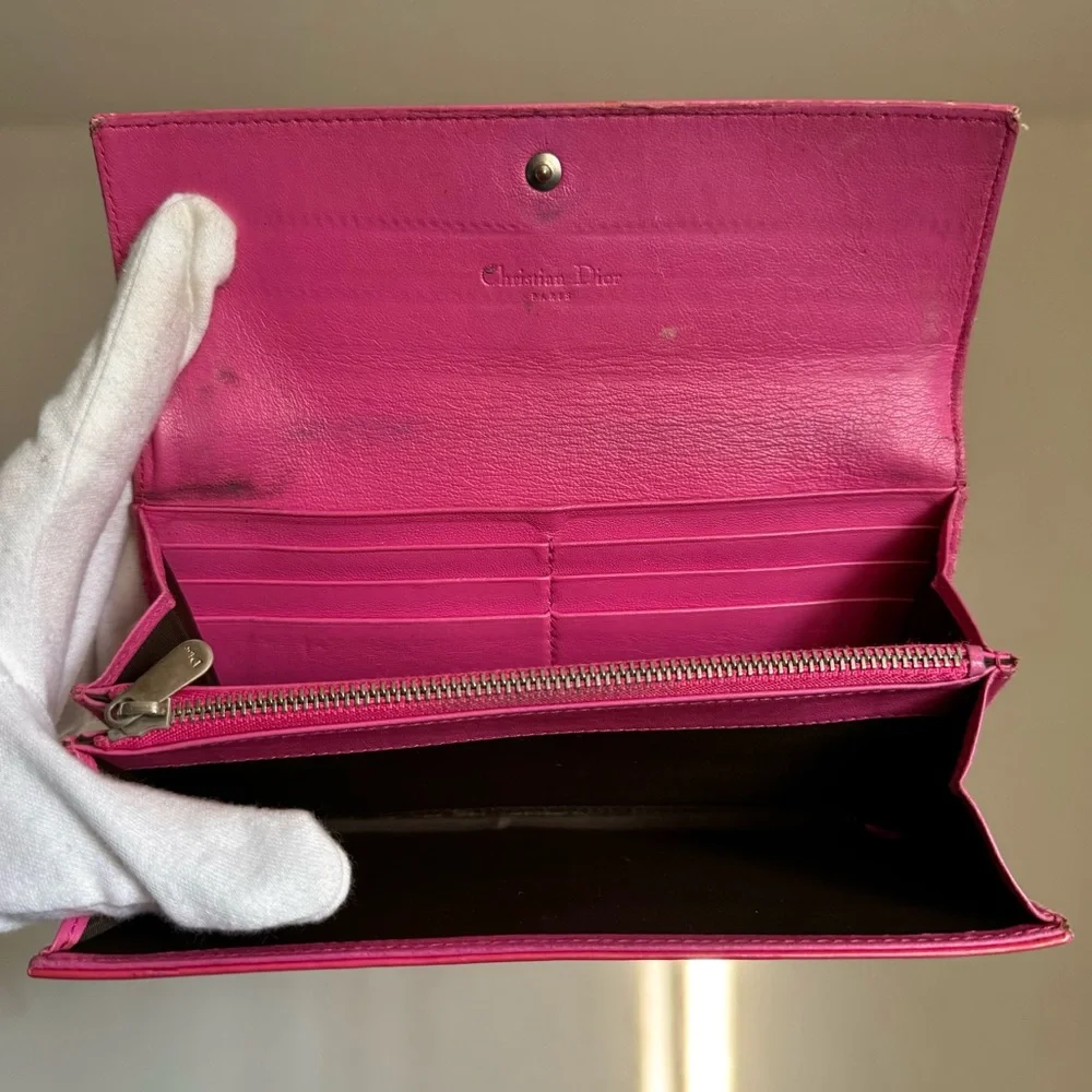 Christian Dior Ultimate Rendez-vous Patent Dior Trotter Fuchsia Authentic Wallet
